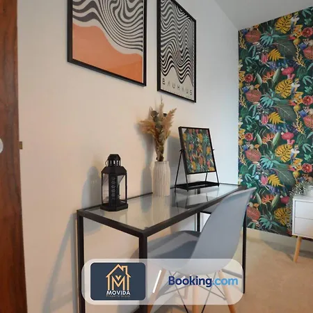 شقة Lgi Stunning 1 Bedroom By Movida Group Short Lets & Serviced *