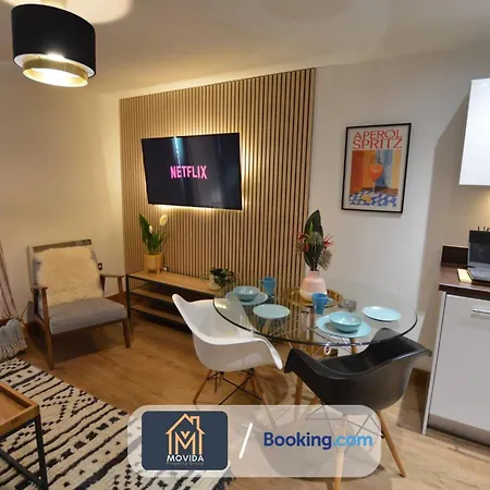 Lgi Stunning 1 Bedroom By Movida Group Short Lets & Serviced * ليدز