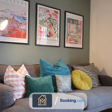 Lgi Stunning 1 Bedroom By Movida Group Short Lets & Serviced Leeds (West Yorkshire)