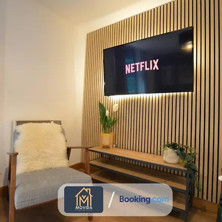 شقة Lgi Stunning 1 Bedroom By Movida Group Short Lets & Serviced *