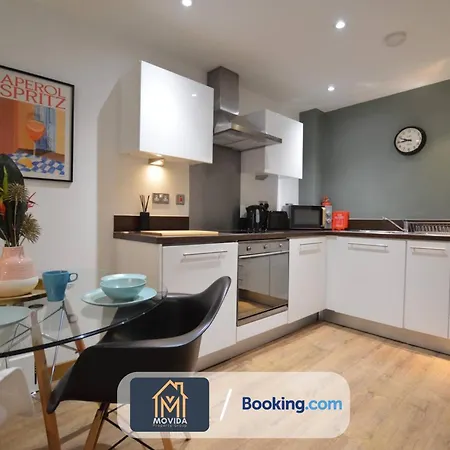 Lgi Stunning 1 Bedroom By Movida Group Short Lets & Serviced Apartment Leeds (West Yorkshire)