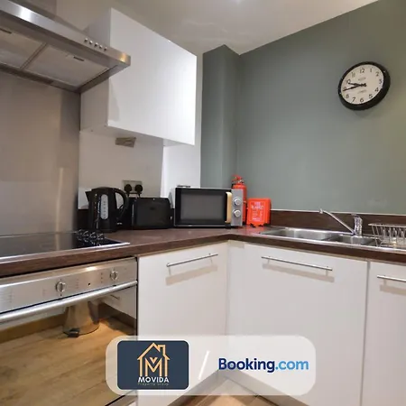 Lgi Stunning 1 Bedroom By Movida Group Short Lets & Serviced Leeds (West Yorkshire)