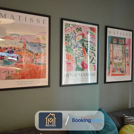 شقة Lgi Stunning 1 Bedroom By Movida Group Short Lets & Serviced *